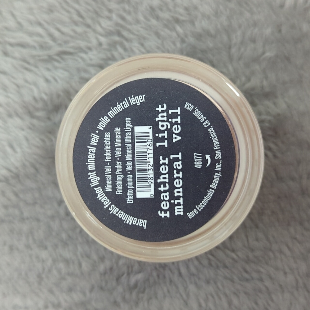 Feather light mineral veil, Bare Minerals